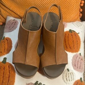 Brown leather wedges. Corky brand.